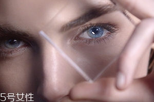 雅诗兰黛精华液的用法,欧莱雅精华液的功效和作用