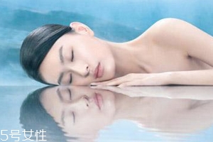 换新护肤品需要注意