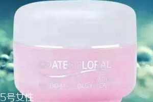 素颜霜和面霜的区别,素颜霜和滋润霜的区别