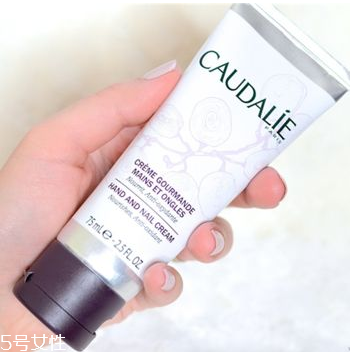 欧缇丽护手霜好用吗,屈臣氏护手霜好用吗