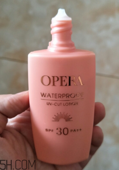 娥佩兰防晒霜好用吗,防晒霜是化学防晒吗