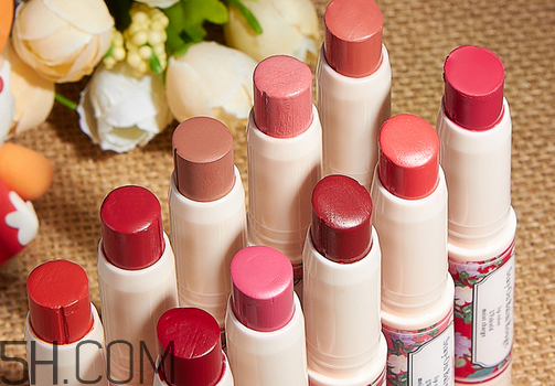 canmake唇膏要不要卸妆,唇膏需要卸妆吗