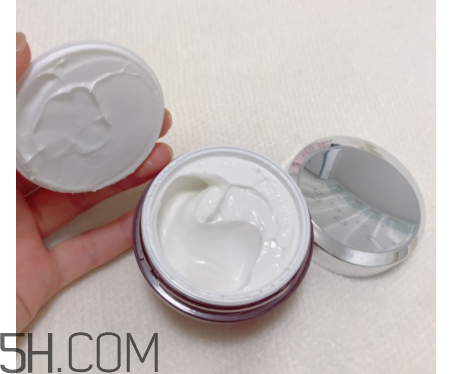 olay大红瓶面霜白天可以用吗,olay大红瓶面霜和空气霜哪个好用