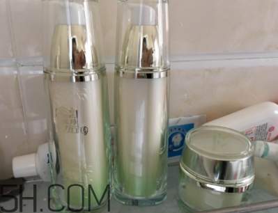 百雀羚至臻皙白系列,百雀羚至臻皙白臻宠套装