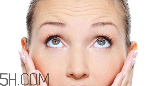 面部皱纹的生成原因,皱纹的产生是什么原因