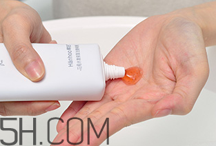 花痴水漾保湿洁颜啫喱