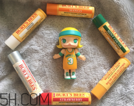 小蜜蜂唇膏哪个味道比较好,小蜜蜂的唇膏是不是纯天然的