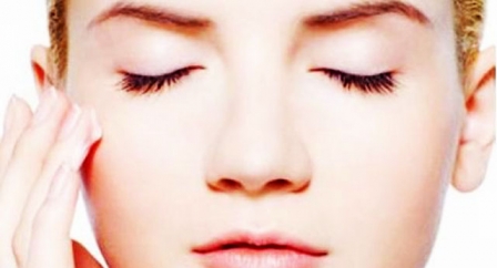 眼霜在护肤的第几步用最好,眼霜用于哪一步 眼霜在护肤的第几步用最好,眼霜用于哪一步