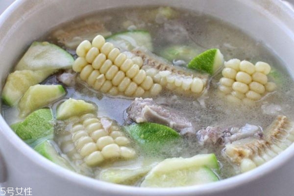 如何可以健康的喝汤减肥(减肥喝汤可以吗) 如何可以健康的喝汤减肥(减肥喝汤可以吗)