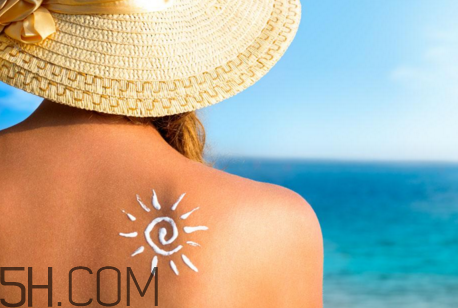 每天用防晒霜会堵塞毛孔吗,涂防晒会不会堵塞毛孔