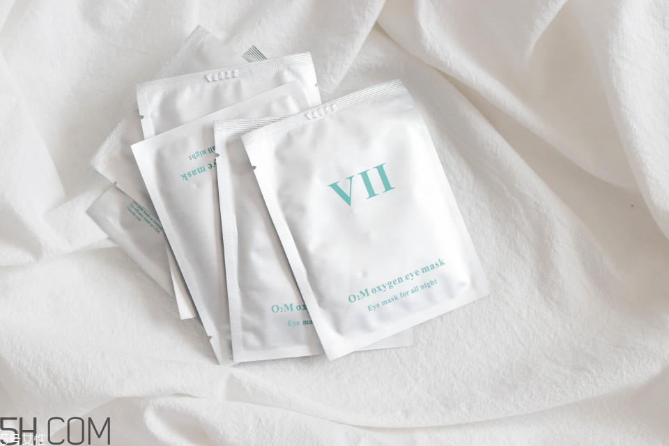 眼膜精华可以涂脸吗,眼膜精华可以涂脸上吗