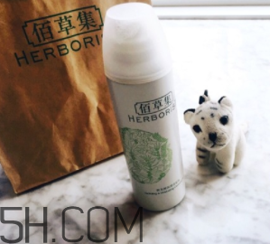 佰草集新玉润洁面泡沫怎么样,佰草集的新玉润护肤品怎么样