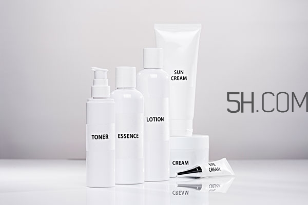 水乳防晒霜的正确顺序排列,水乳霜防晒的使用顺序 水乳防晒霜的正确顺序排列,水乳霜防晒的使用顺序