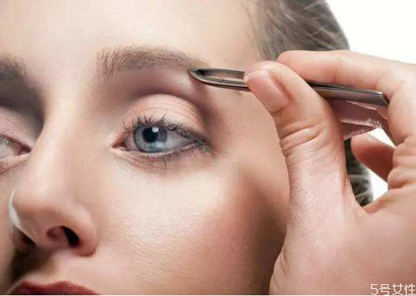 为什么经期不可以纹眉 或者补色,为什么经期不可以纹眉毛