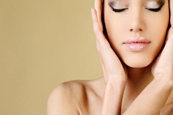 面部提升除皱术多少钱,多大年龄开始打除皱针