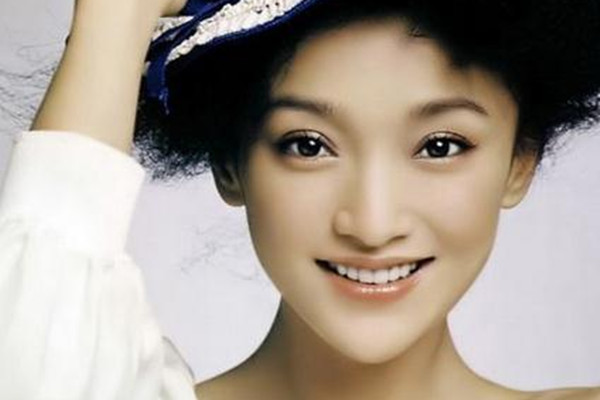 压双眼皮和埋线区别,压线双眼皮和埋线双眼皮一样吗