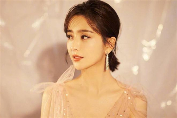 玻尿酸去鱼尾纹效果好吗,玻尿酸去鱼尾纹一针维持多久