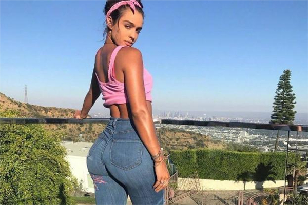 假体丰臀后多久可以平躺,假体丰臀术后多久可以坐 假体丰臀后多久可以平躺,假体丰臀术后多久可以坐