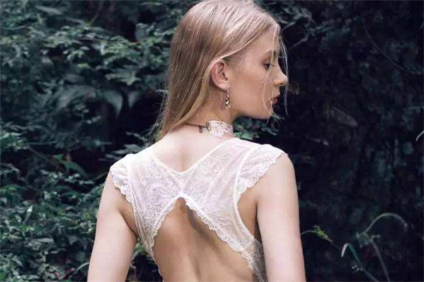 背部可以吸脂吗,背部吸脂包括肩膀吗 背部可以吸脂吗,背部吸脂包括肩膀吗