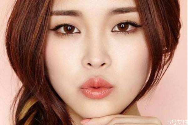 漂唇后嘴巴特别干怎么办,漂唇后嘴唇干怎么办 漂唇后嘴巴特别干怎么办,漂唇后嘴唇干怎么办