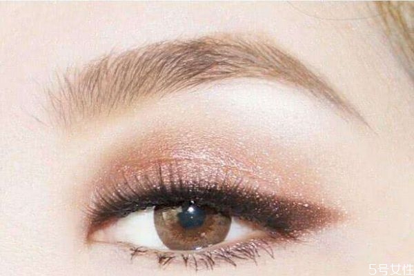 纹眉的基本操作流程,纹眉是怎么操作的 纹眉的基本操作流程,纹眉是怎么操作的