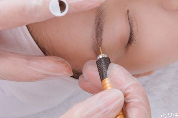 纹眉不抹修复液可以吗,纹眉过后不涂修复液有没有什么