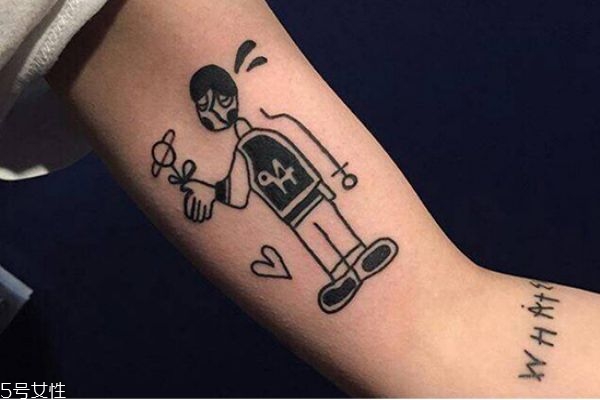 纹身后掉皮怎么处理,纹身怎么快速褪皮