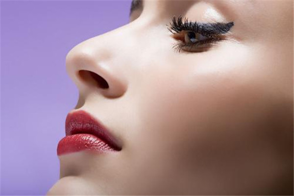 鼻子假体什么材质最好,鼻子假体什么样