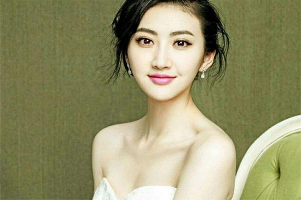 做卧蚕手术多少钱,做卧蚕需要开刀吗