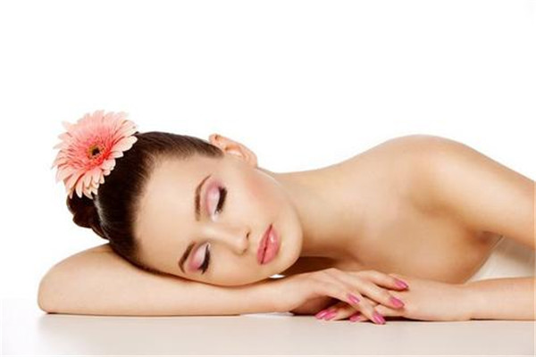 脂肪填充要肿几天,脂肪填充后多久消肿