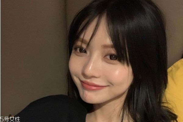 自体脂肪填充泪沟疼吗,自体脂肪填充泪沟疼不疼