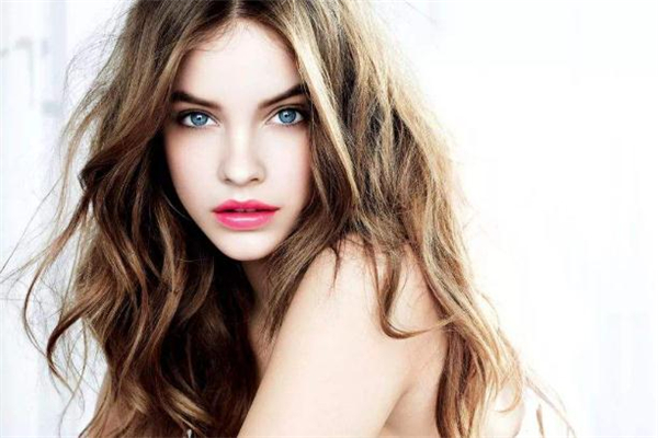 鹰钩鼻怎么自己矫正,鹰钩鼻怎么改善