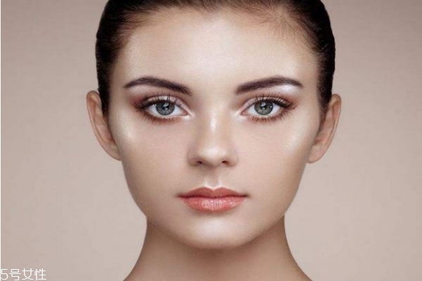 做了脸部吸脂手术,多久能消肿?,脸部吸脂和溶脂哪个好