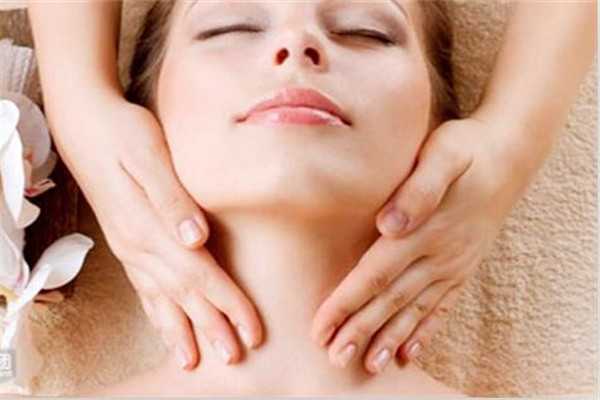 隆鼻用什么材料比较好,隆鼻子用什么材料最好 隆鼻用什么材料比较好,隆鼻子用什么材料最好