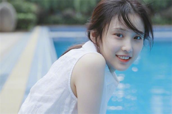 歪鼻矫正手术大概多少钱,鼻骨矫正手术危险吗