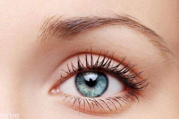 上睑下垂遗传率高吗,上睑下垂会遗传吗