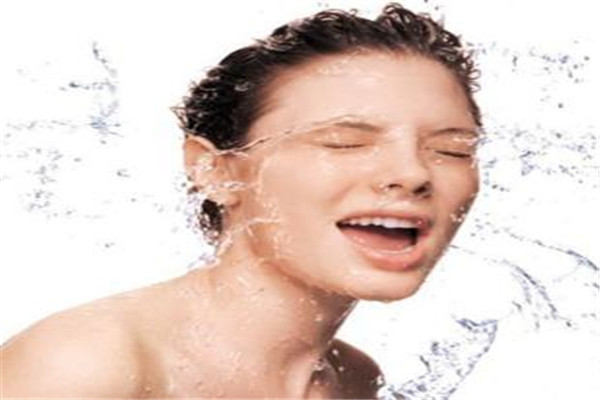 全切双眼皮两只眼睛恢复不一样怎么办,全切双眼皮多长时间两边才能恢复一样了