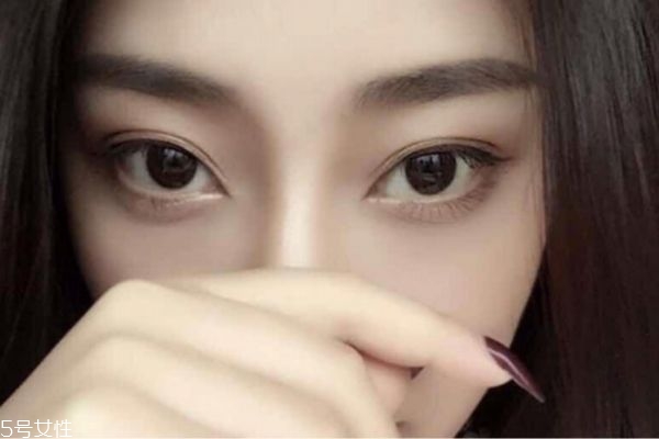 双眼皮手术应该做哪些,双眼皮手术是什么 双眼皮手术应该做哪些,双眼皮手术是什么