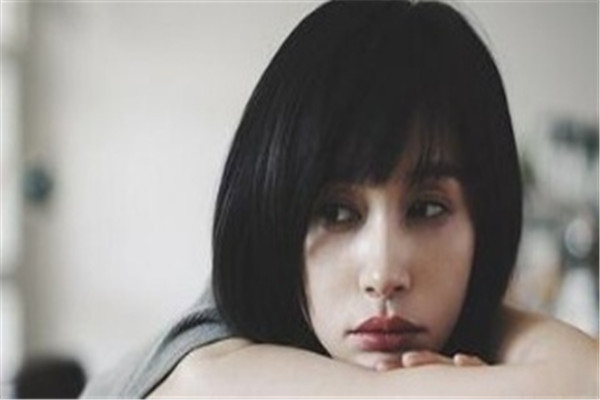 自体脂肪可以丰唇吗?,自体脂肪丰唇可以维持多久 自体脂肪可以丰唇吗?,自体脂肪丰唇可以维持多久