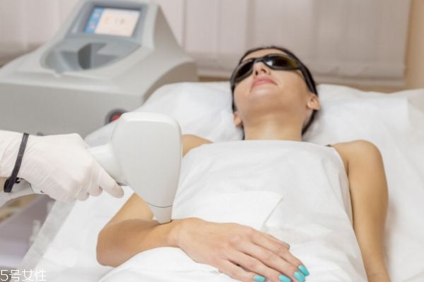 永久脱毛会有什么坏处,永久脱毛的好处和坏处