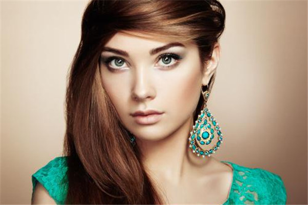 双眼皮有疤痕怎么办,双眼皮留疤痕怎么消除