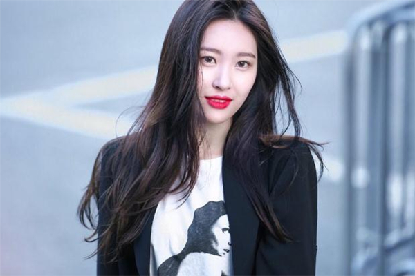 镭射净肤后可以洗脸吗,镭射净肤多久可以化妆