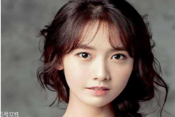 垫下巴是怎么垫的,如何垫下巴