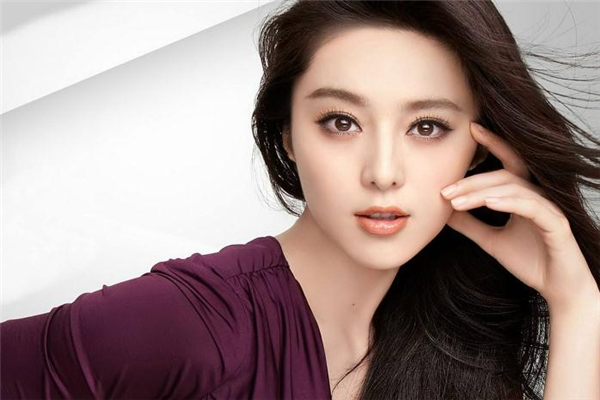 填充眼窝手术一般多少钱,丰眼窝手术价格是多少