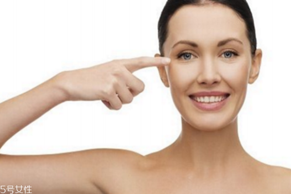 鱼尾纹除皱针怎么打视频,除皱针鱼尾纹打法