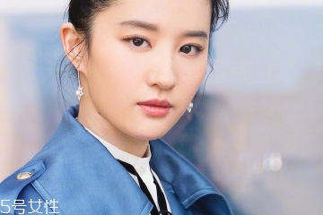 果酸嫩肤和光子嫩肤哪个好,光子嫩肤和刷酸哪个好