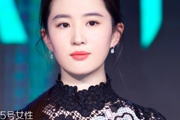 打水光针和光子嫩肤哪个效果好,打水光针好还是光子嫩肤好