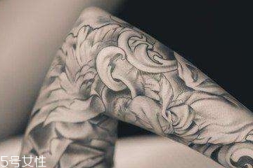 纹身能用热水洗吗,纹身可以用热水洗澡吗 纹身能用热水洗吗,纹身可以用热水洗澡吗
