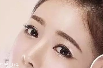 美瞳线会肿几天,美瞳线几天消肿