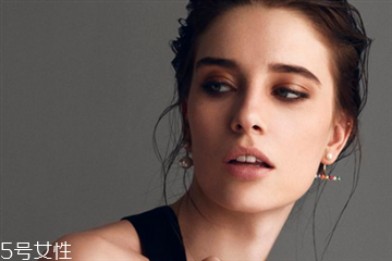 纳米无痕双眼皮是永久的么,纳米无痕双眼皮和全切哪个好